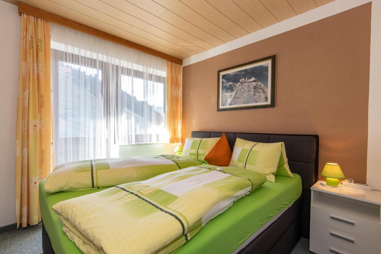 Fruehstuecks- Pension Sonnblickhof Rauris Bagian luar foto