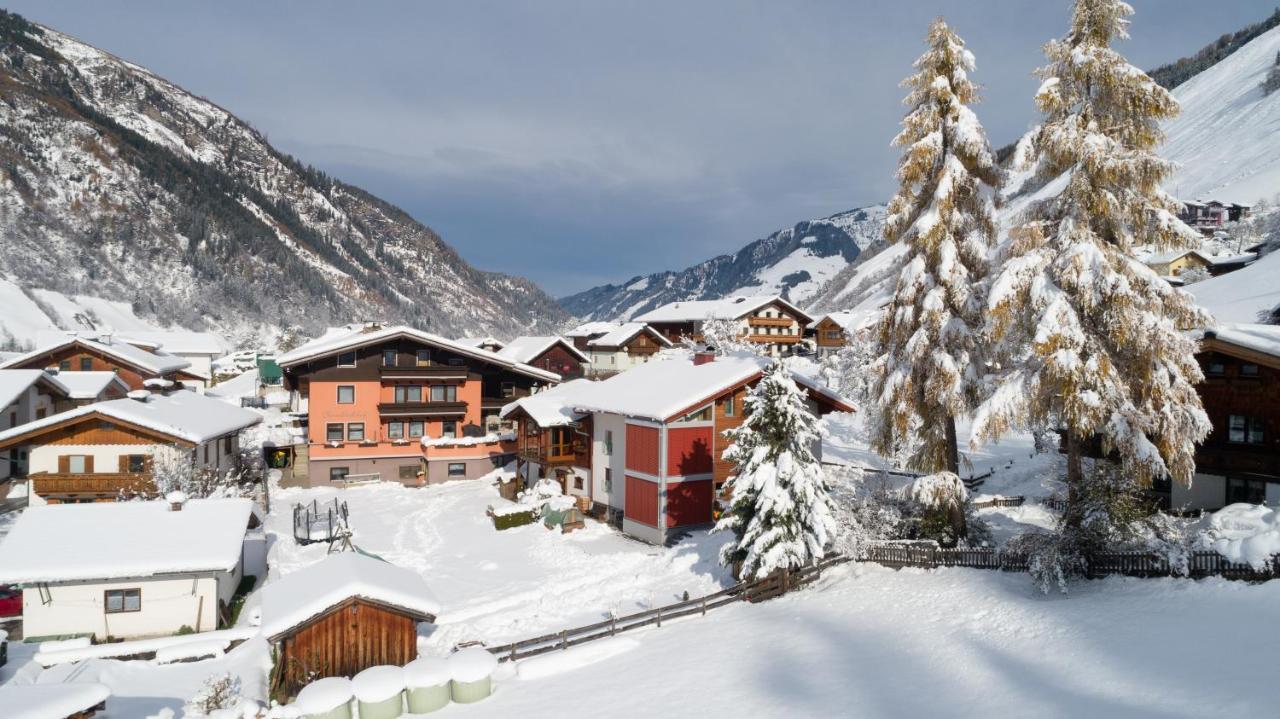 Fruehstuecks- Pension Sonnblickhof Rauris Bagian luar foto
