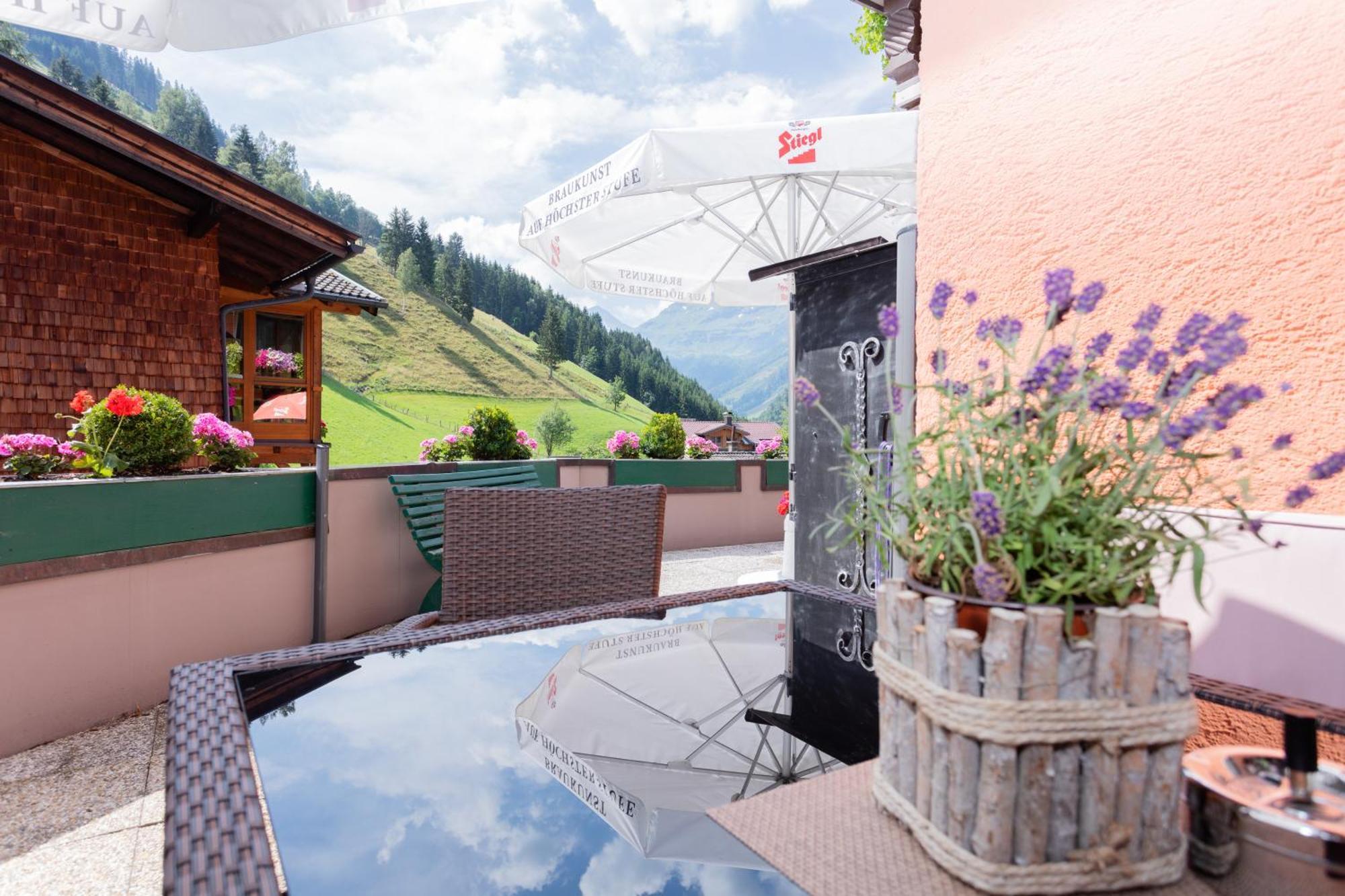 Fruehstuecks- Pension Sonnblickhof Rauris Bagian luar foto