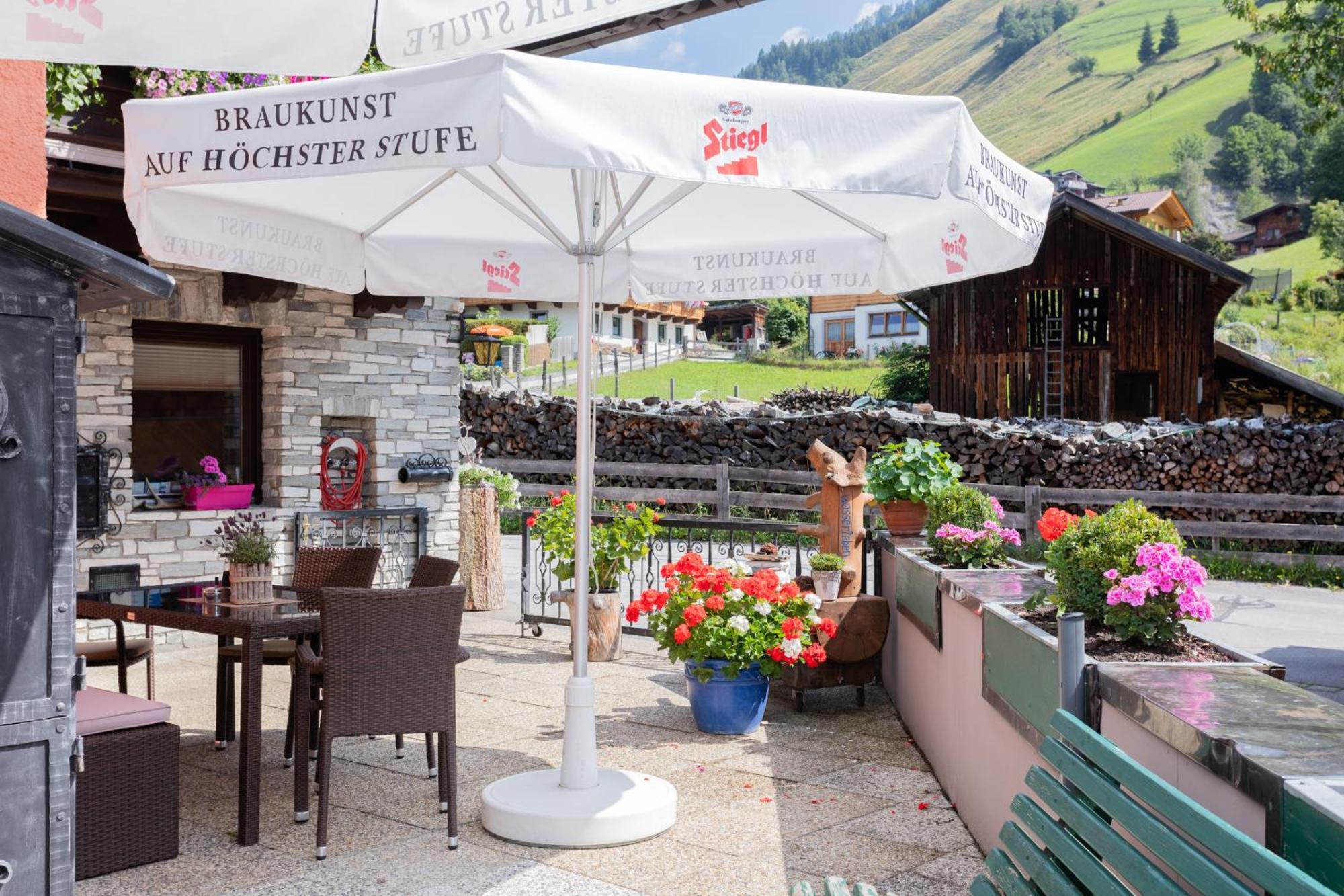 Fruehstuecks- Pension Sonnblickhof Rauris Bagian luar foto